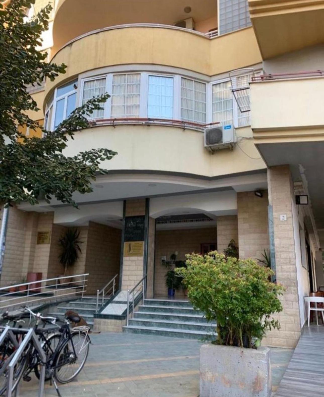 Urban Charm Studio With Balcony Tirana Kültér fotó